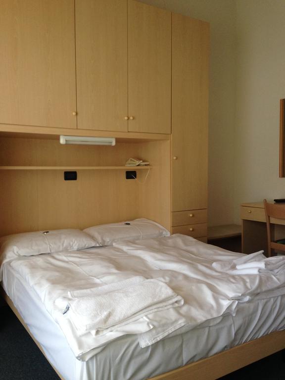 Hotel Olisamir Cavedago Pokoj fotografie